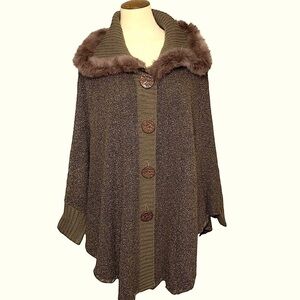 VTG Brown Knit Cardigan Cape Sweater O/S Fur Trim Button Up Lagenlook Poncho